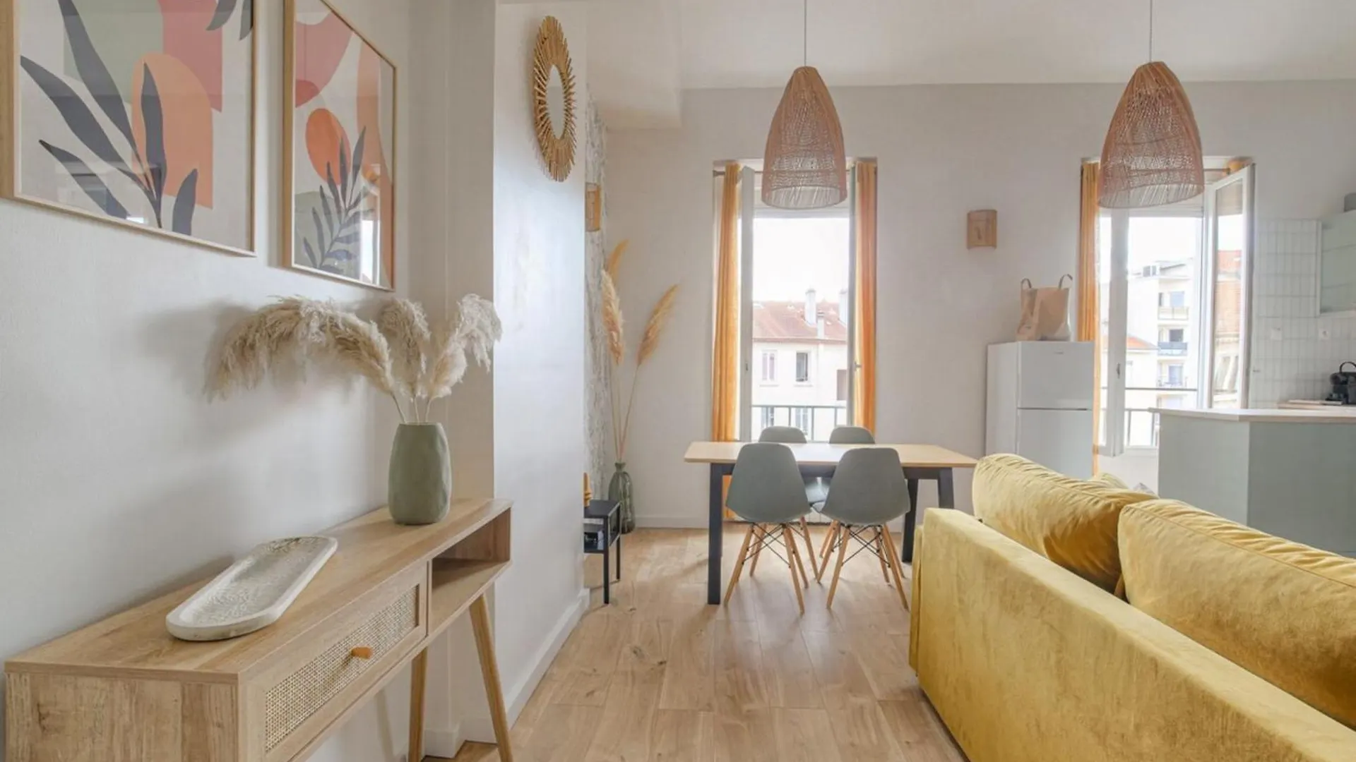 Апартаменты Duplex Spacieux Et Design Proche La Part-Dieu Лион